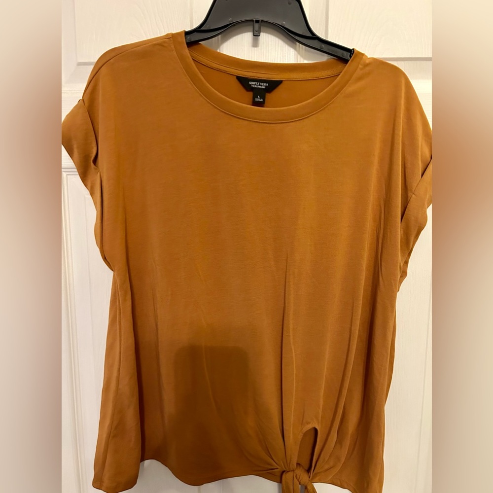 Simply Vera tie front top